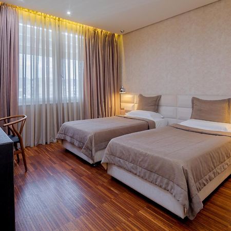 La Boheme Hotel Tiranë Ngoại thất bức ảnh