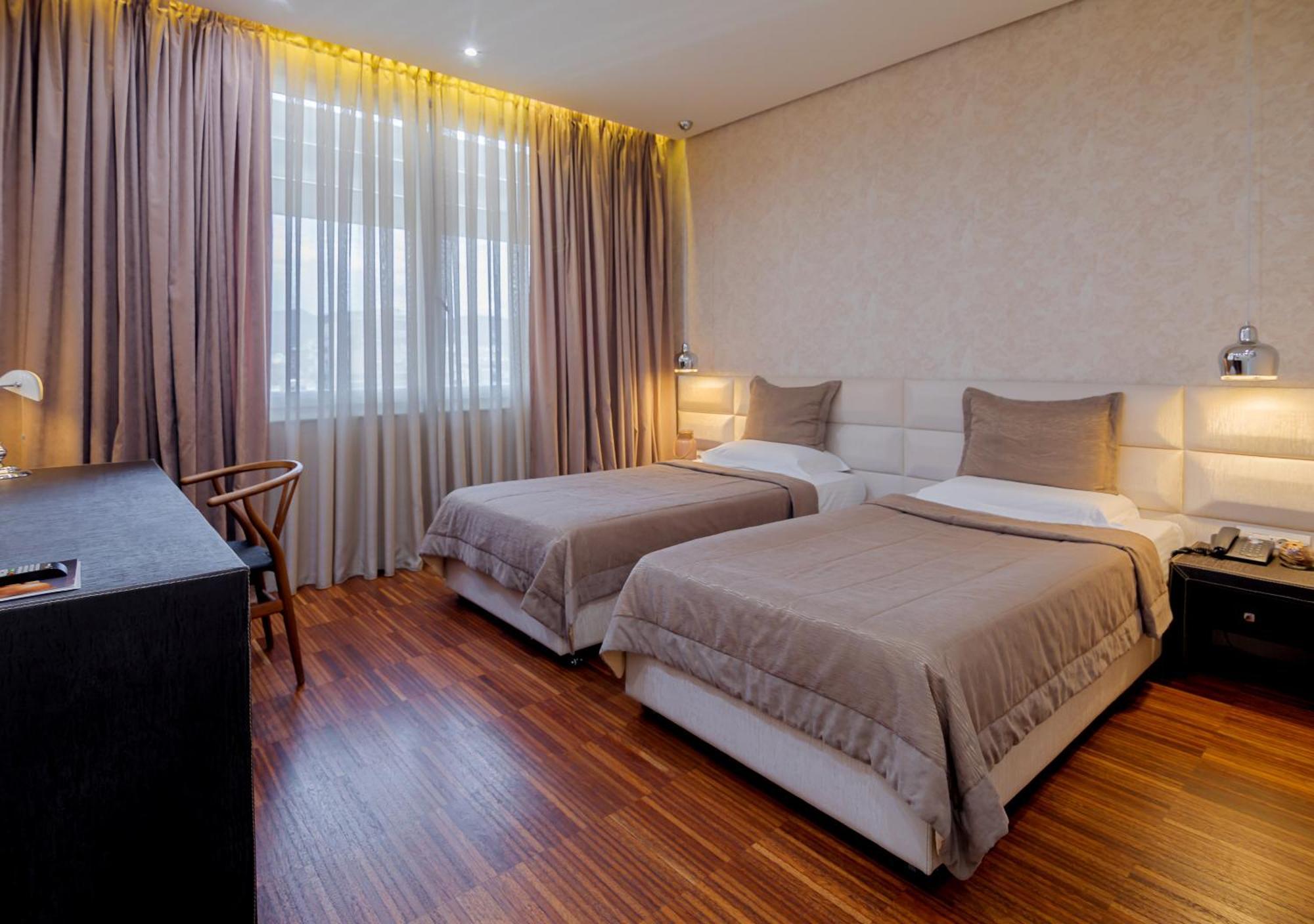 La Boheme Hotel Tiranë Ngoại thất bức ảnh